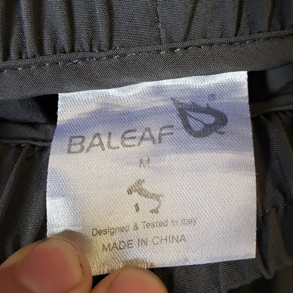 Baleaf Dark Grey Cropped Athletic Joggers Size Medium - Picture 8 of 8